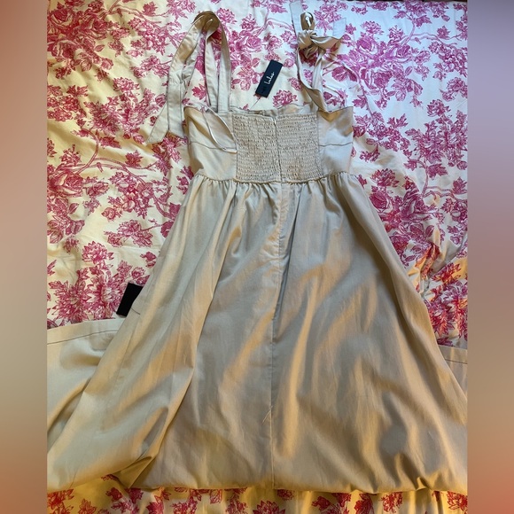 NWT Lulu's Callina Cream Midi Tie-Strap Dress size Medium - Picture 6 of 13